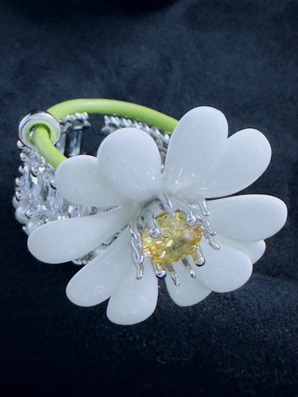 White Daisy Flower Ring with Yellow Center